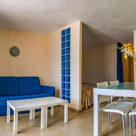 Apartamentos Complejo Eurhostal-2